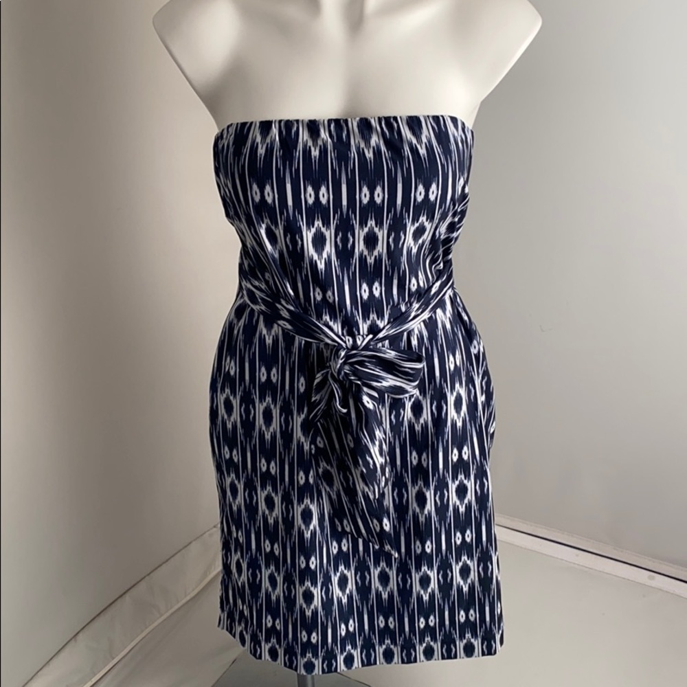 Athleta Ikat Anywhere navy blue and white pattern strapless dress 8